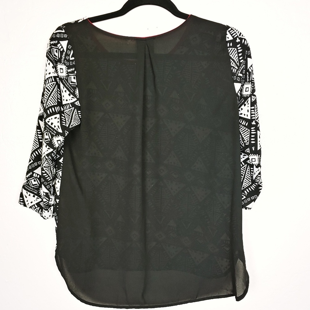 Everly blouse - Picture 3 of 3